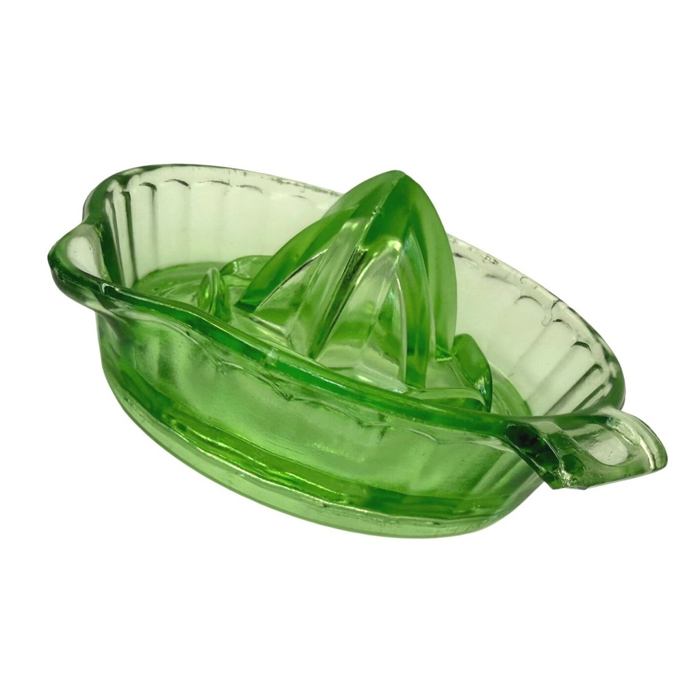 Vintage Uranium‎ Glass Citrus Juicer Reamer AS-IS Chip Bottom UV Glow - Picture 4 of 12